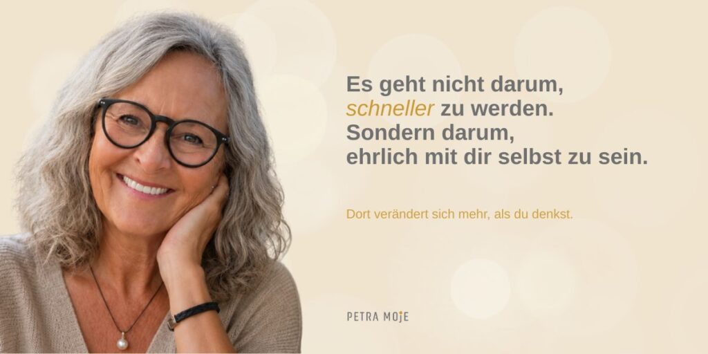 Zitatbild über Vertrauen, innere Veränderung und persönliche Entwicklung mit warmem, hellem Hintergrund